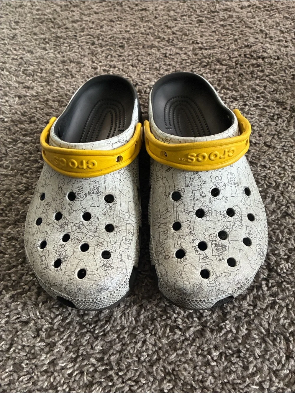 CROCS The Simpsons White & Yellow Slip-On Clogs (no Jiblets)